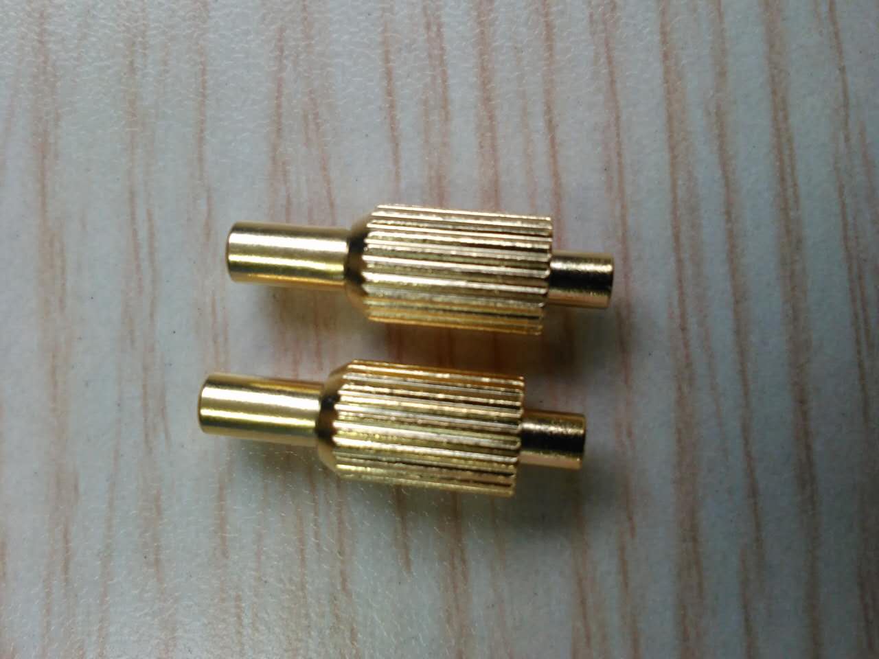 China Brass gold plated pogo pin with knurl manufacturer