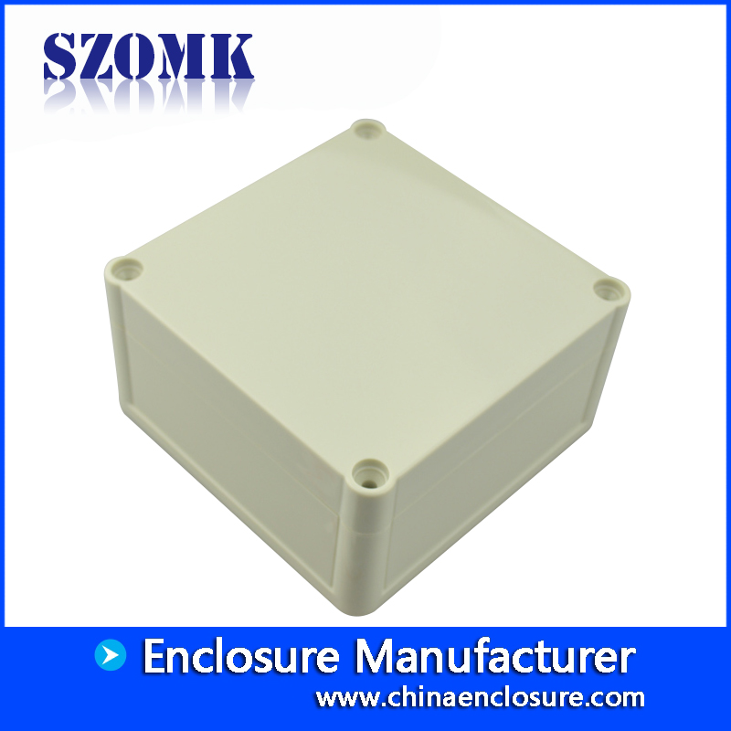 120 * 120 * 61mm IP68 Anschlussdose wasserdichtes Plastikgehäuse Instrument / AK10511