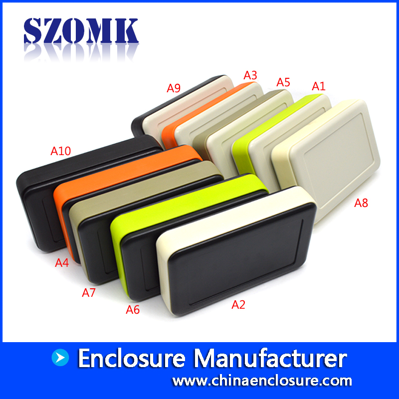 Fabricación de cajas de plástico de mano de las cajas eléctricas impermeables del tablero del PWB de China