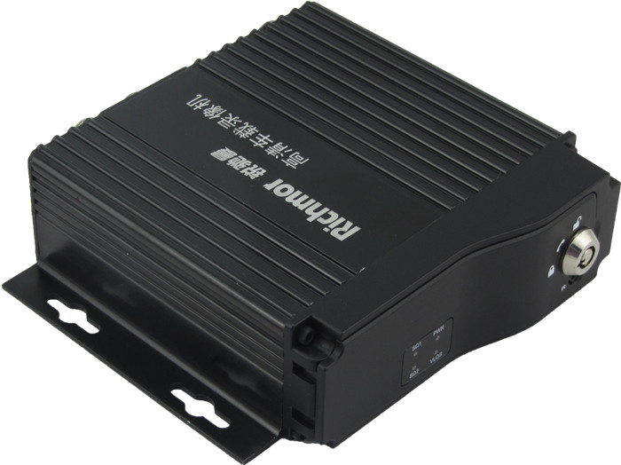 Vehicle Coach mobile dvr  3G 4G WCDMA EVDO CCTV mini 4 camera vehicle dvr