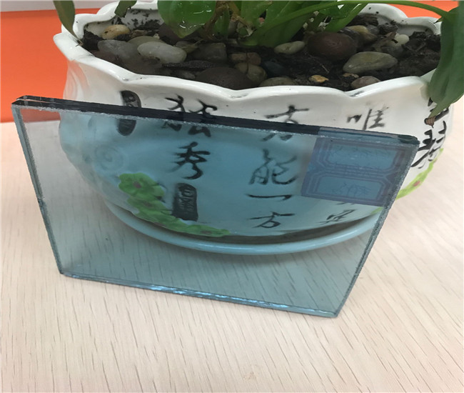 441 Ford blue laminated glass factory