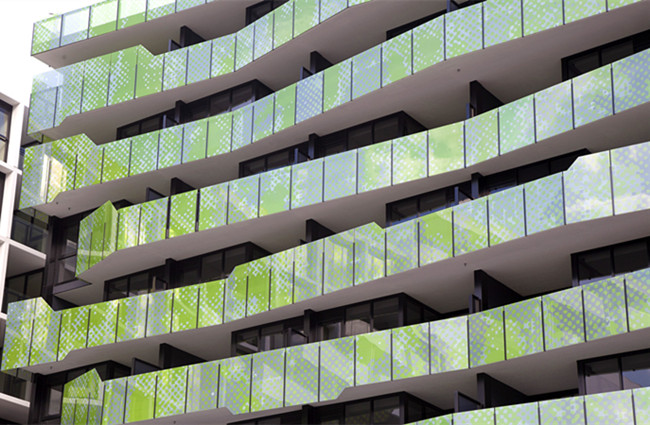 Green-Square-non-transparent silk screen printed glass