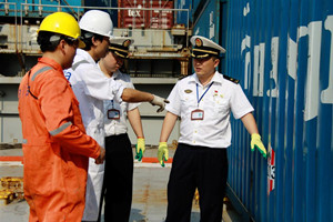 China-Regierung angekündigt, neue Politik auf LKW-Ladung auf dem Festland.