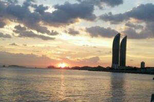 La torre de Shimao estrecho de Xiamen La torre de Shimao estrecho de Xiamen