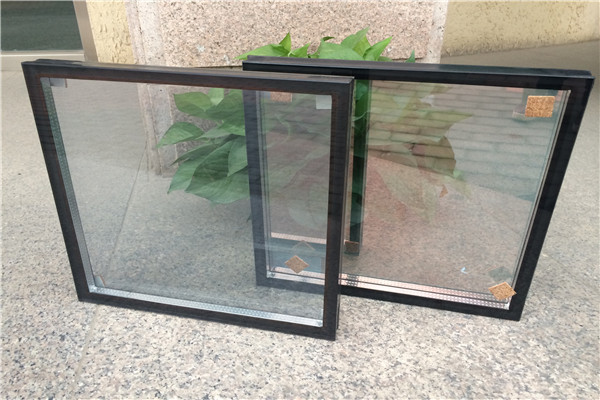 Does the three layers of insulated glass better than two layers? Does the three layers of insulated glass better than two layers?