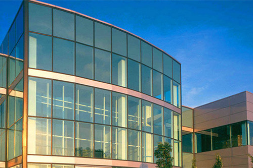 What kind of glass is good to be curtain wall glass What kind of glass is good to be curtain wall glass