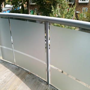 10mm axit-khắc bóng bán hàng rào balustrade, an toàn lan can kính nhà sản xuất tại Trung Quốc
