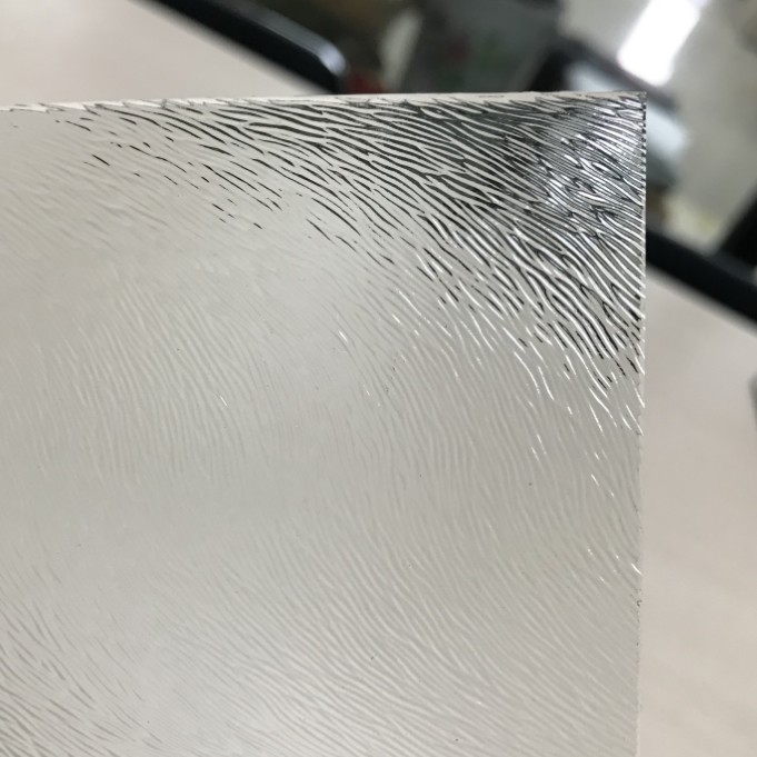 Halpa hinta 4mm kirkas Chinchilla koriste kuvioitu lasi valmistaja Kiina