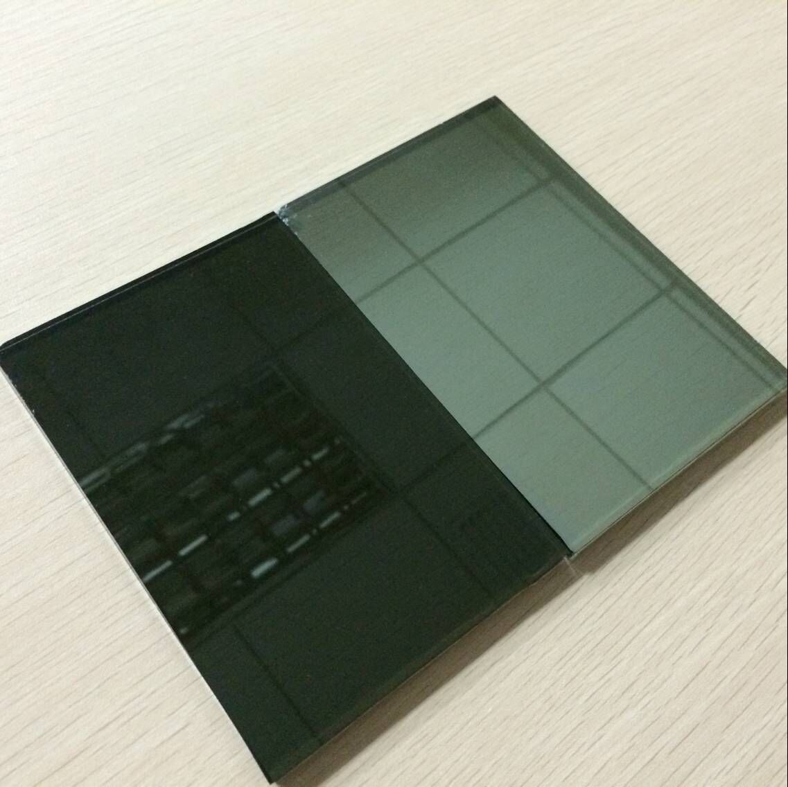 China 6mm dunkelgrau reflektierendes Glas lieferanten, 6mm schwarz reflektierende Glas Preis