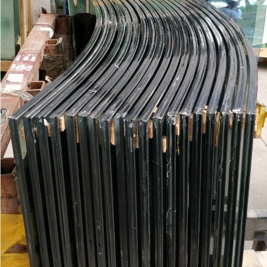 Chine usine en gros coloré sécurité réfléchissante trempé stratifié verre courbé prix