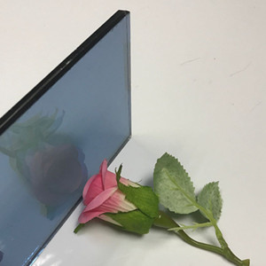 Chine fabricant de verre 8.38mm couleur bleu foncé verre réfléchissant réfléchie verre prix