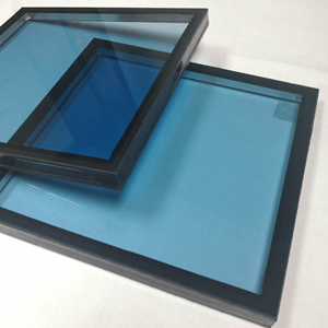Excellent contrôle solaire Verre trempé bleu de 6 mm + verre feuilleté 16A + 8,38 mm Verre isolé trempé bleu réduction de la chaleur pour les projets d'économie d'énergie