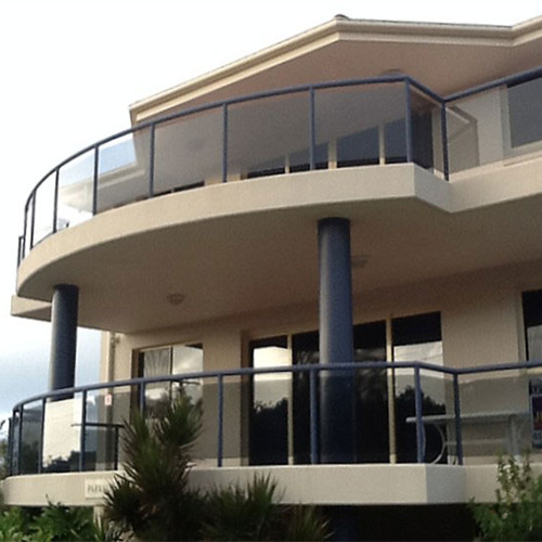 Wysokiej jakości szkło laminowanego balustrada,balkon hartowane szkło dostawców,zakrzywione szklane hartowane pokład poręcze producentów