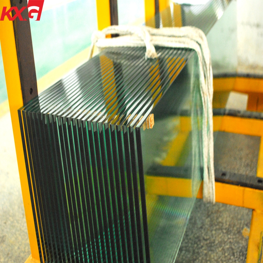 កញ្ចក់កញ្ចក់ថ្លា ១០ ម។ មសម្រាប់គ្រឿងសង្ហារឹមរោងចក្រកញ្ចក់ចិនរឹតតឹង