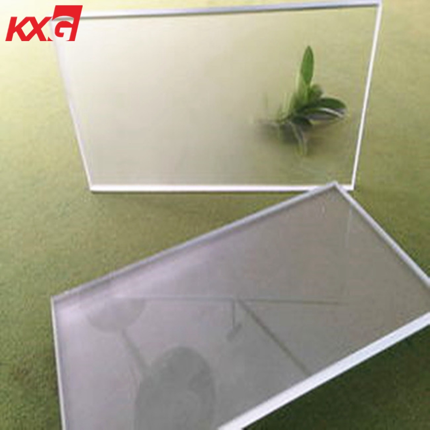 Architectural glass suppliers gradient etched tempered and laminated glass handrail railings