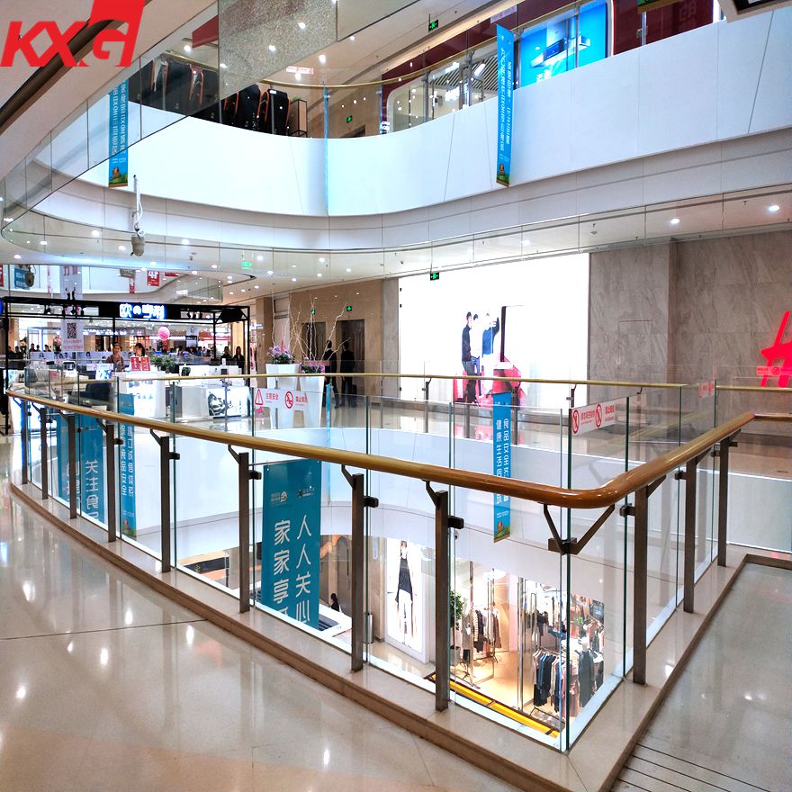 የቻይና የደህንነት የበረራ ንጣፍ የመስታወት አቅራቢ ፣ ብጁ 8 ሚሜ 10 ሚሜ 12 ሚሜ 15 ሚሜ ጠፍጣፋ በረንዳ የዝናብ መስታወት ፣ ደረጃው የእጅ የእጅ መስታወት አምራች