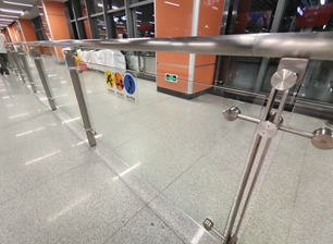 Barandilla de vidrio de metro