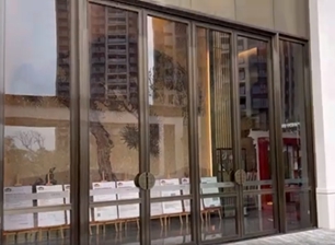 Puerta de vidrio y partición personalizadas