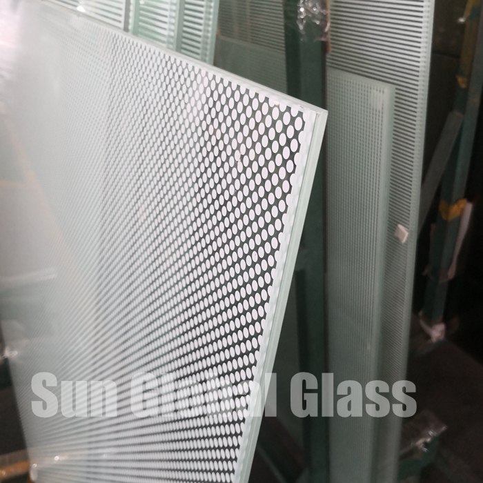Laminated glass with dots printing