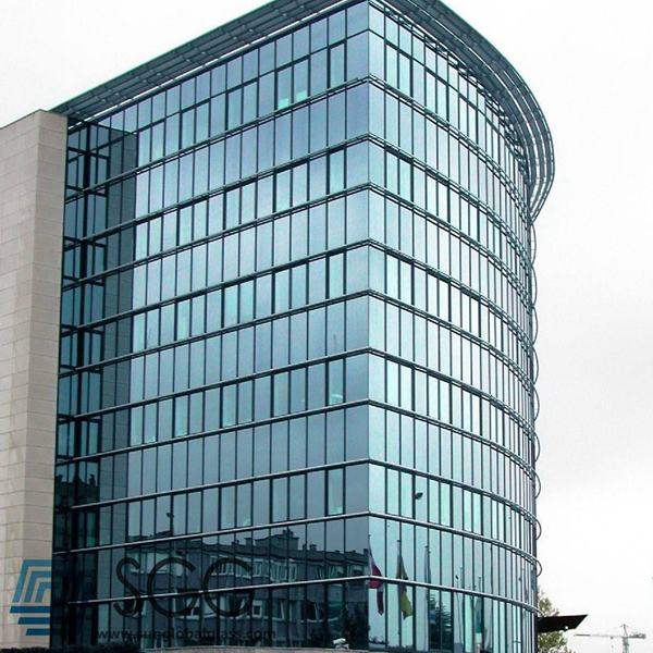 ما هو المطلوب للزجاج استخدام على الحائط الساتر؟