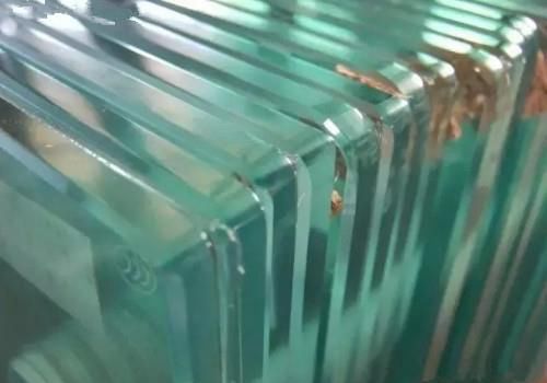 Jak zidentyfikować hartowanego szkła i szkła zwykłego?