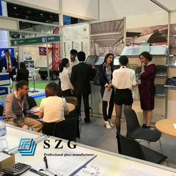 Viimeinen päivä Gulf Glass näyttely Dubaissa