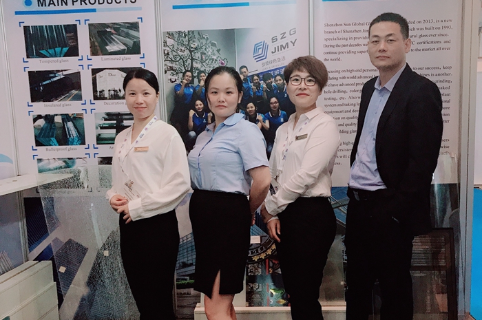 Il 1 ° giorno del 2019 Gulf Glass al Dubai International Convention and Exhibition Centre