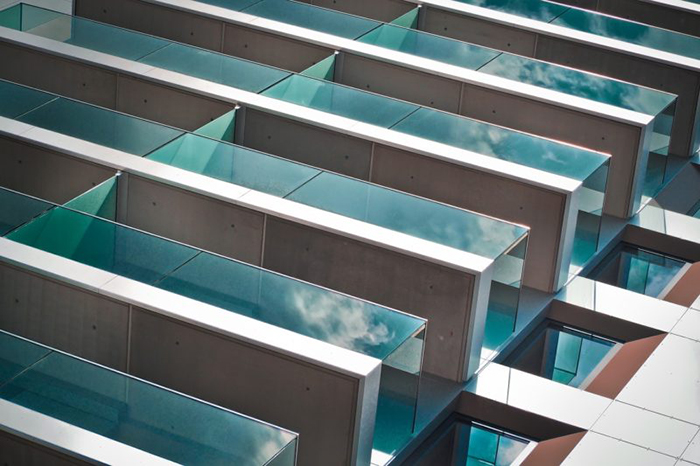 Perché installare la ringhiera del balcone di vetro