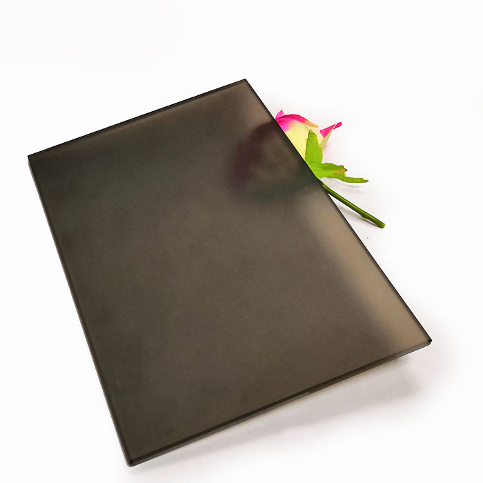 Verre trempé dépoli à l'acide, bronze 10 mm, verre trempé dépoli de 10 mm, verre de sécurité translucide bronze de 3/8 pouce