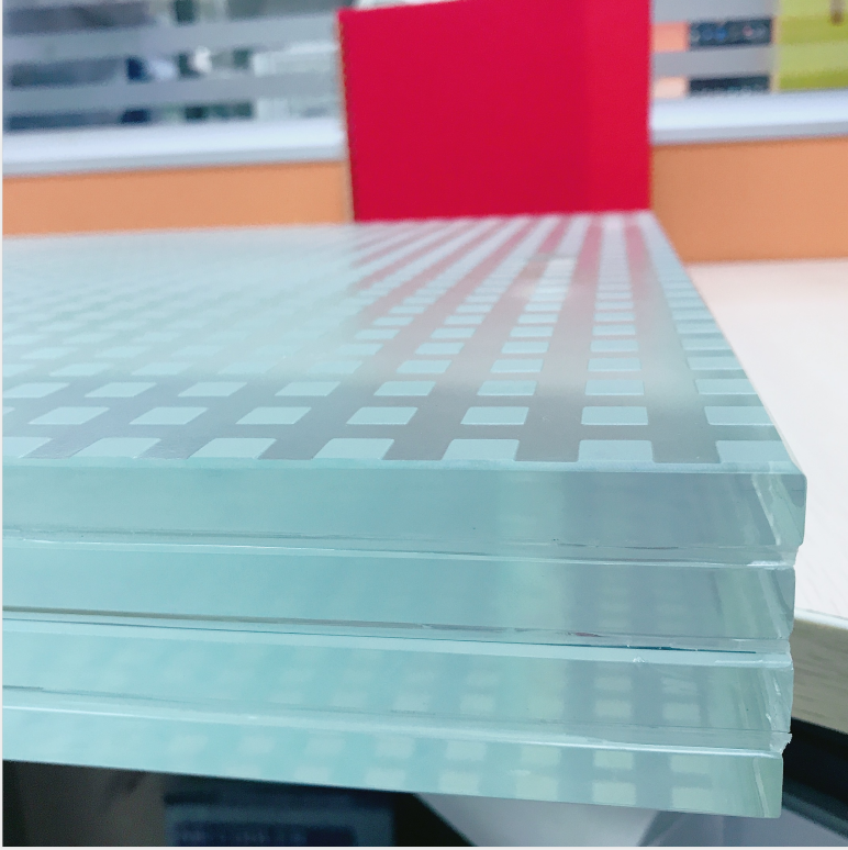 4層の超透明強化積層ガラス階段、12 + 12 + 12 + 12mm低鉄強化積層ガラス、48mm SGPクリスタルクリア強化積層ガラス