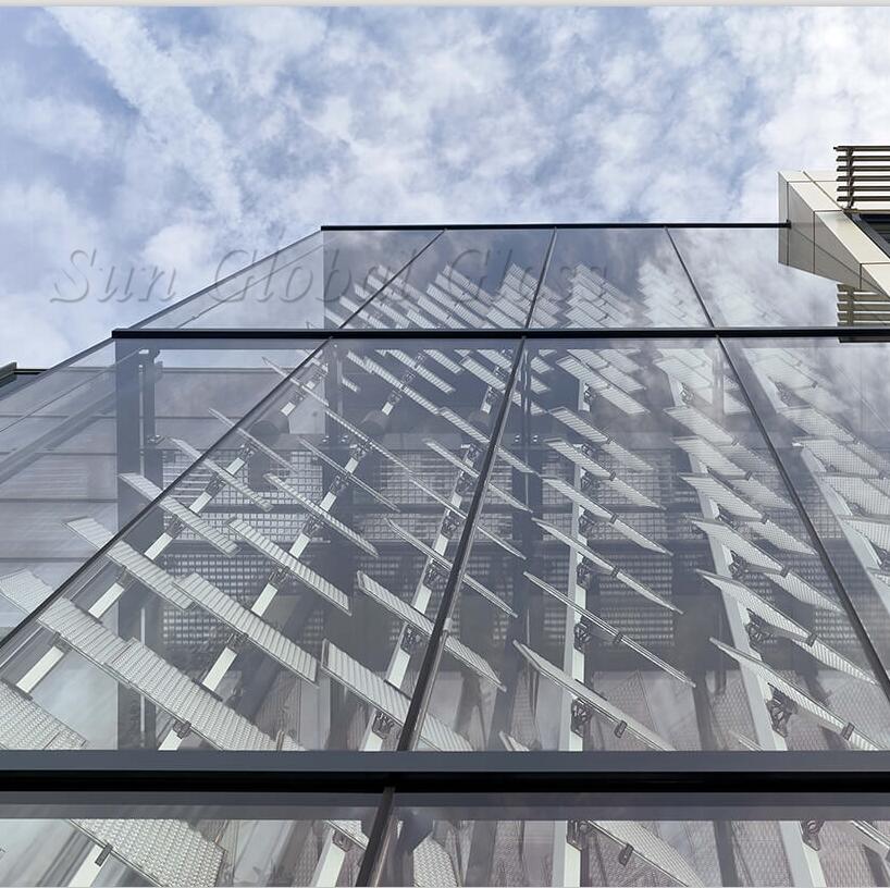 6 mm + 6 mm Wyjątkowo czysta, hartowana fasada z izolacją ze szkła, 6 mm + 9A + 6 mm, podwójna szyba, 21 mm wyjątkowo przejrzysta, izolowana fasada