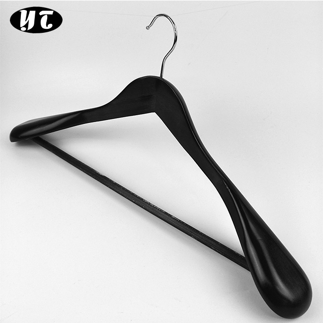 MTW-003 customize wooden coat hanger clothes hanger
