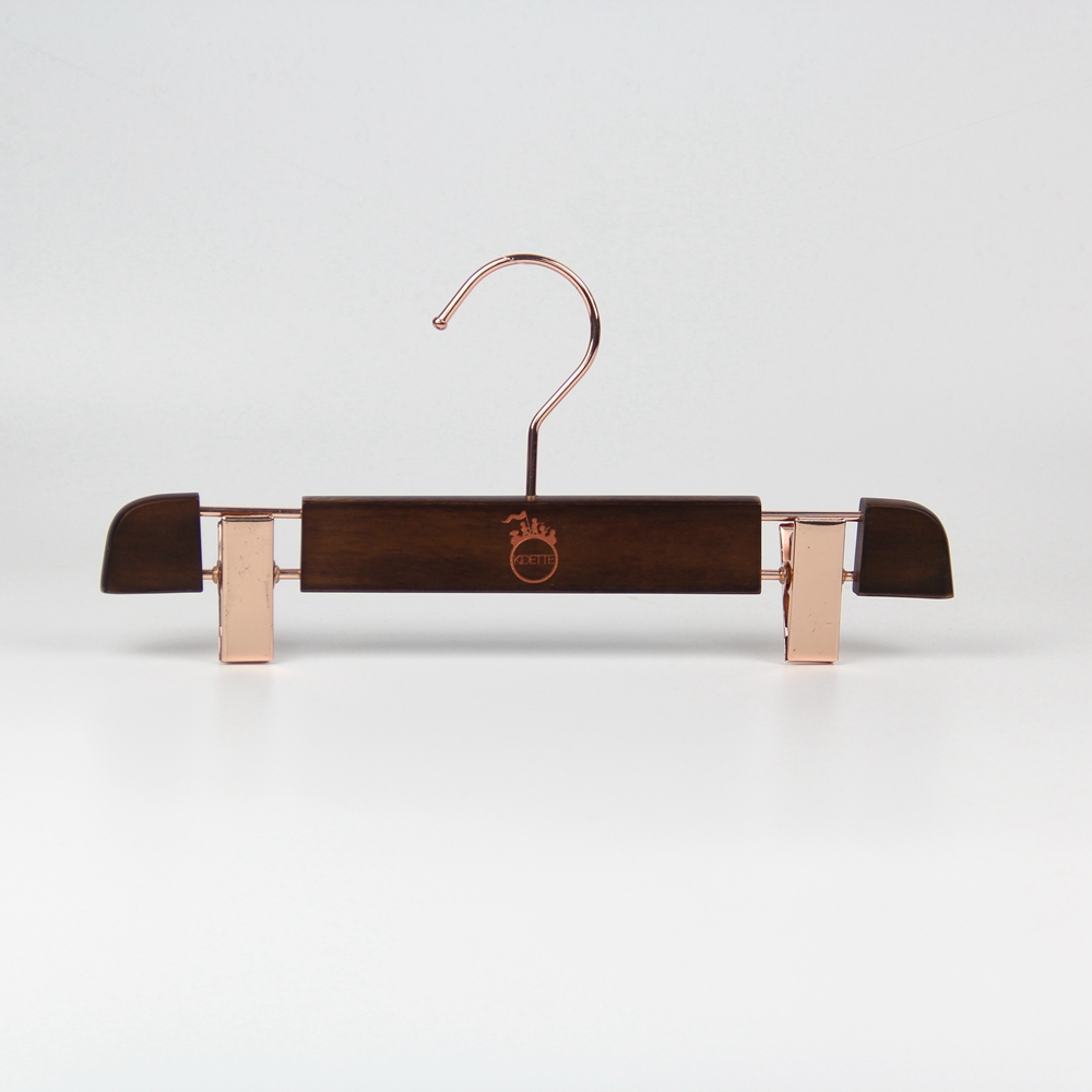 WHG - Cintre en bois pour manteau bébé de marque personnalisée