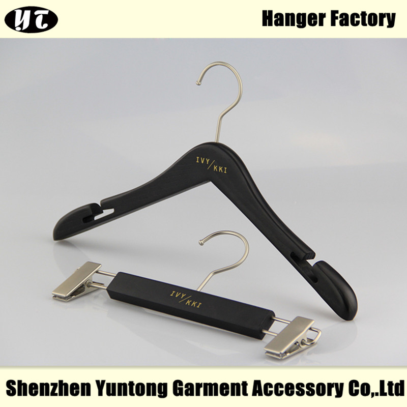 WMS-005 black women wooden hook with shoulder notch
