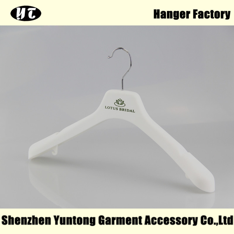 WTV-004 white velvet flocked top hanger non slip velvet hanger for wedding dress