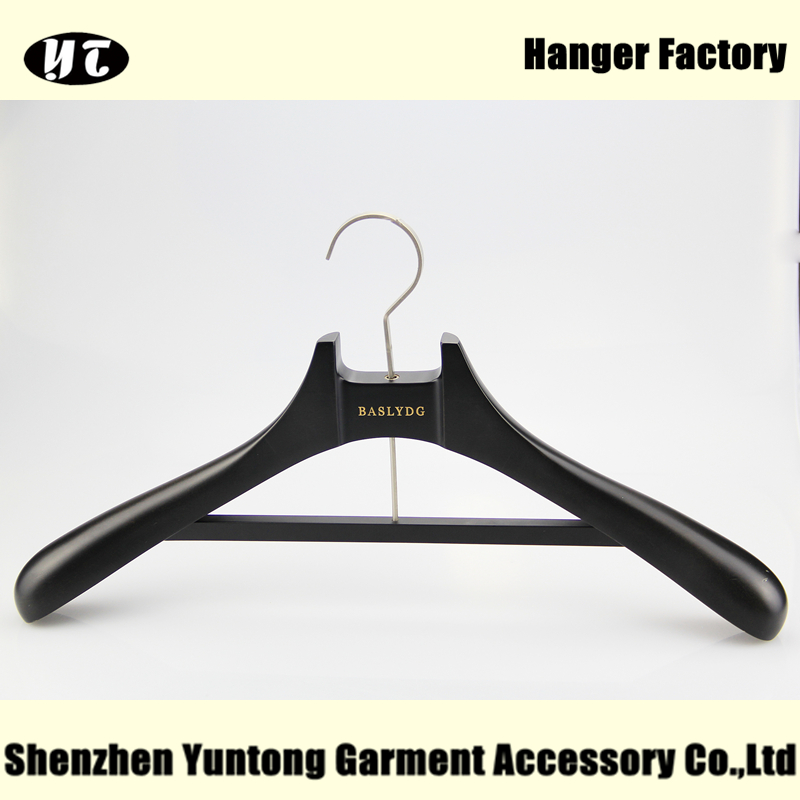 Cintre en bois noir de conception unique avec le fournisseur de cintre en Chine [MTW-013]