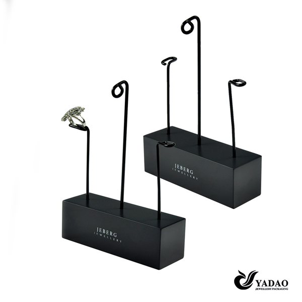 2015 neueste heiße verkaufende gute Qualität Acrylständer für Ring / Ohrring in China