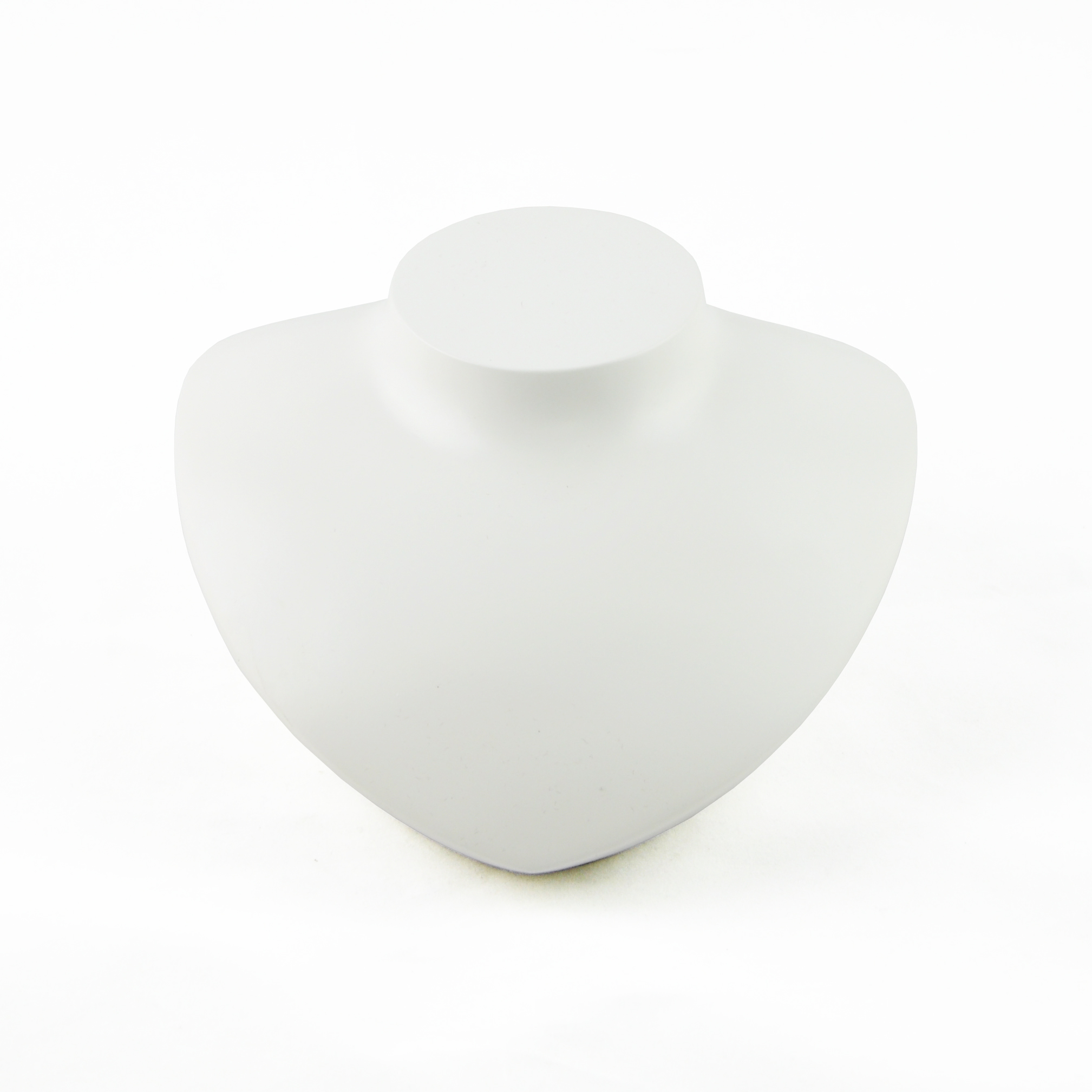 China jewelry display factory of Handmade Customized size and color of resin necklace display portraits and busts for necklace  exhibition and presentation used in jewelry shop counter