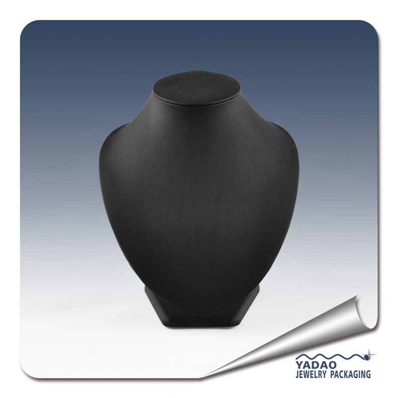 China de exhibición de la joyería al por mayor de los fabricantes de clásico de cuero y madera busto negro y estatuas para escaparate neckalce y exposiciones con la muestra y el logotipo disponible