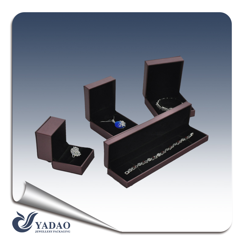Chinese manufacturer of good quality leather  boxes for jewelry  holder and container used for jewellery display and packing  with customized logo and sample  available