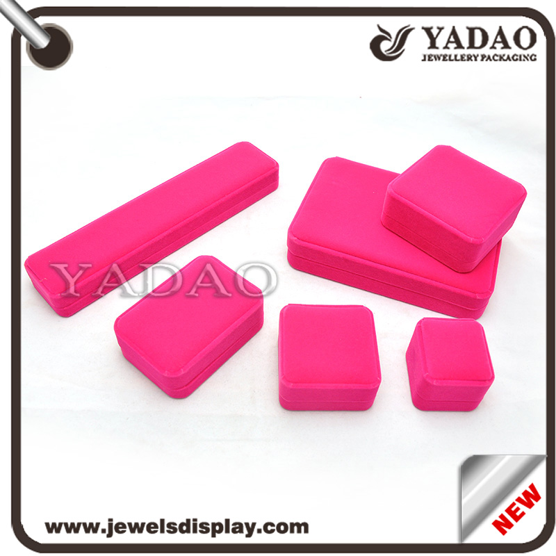 Custom logo Fuchsia flocking box with velvet inside pad for jewelry gift and Cosmetic packing velvet boxes