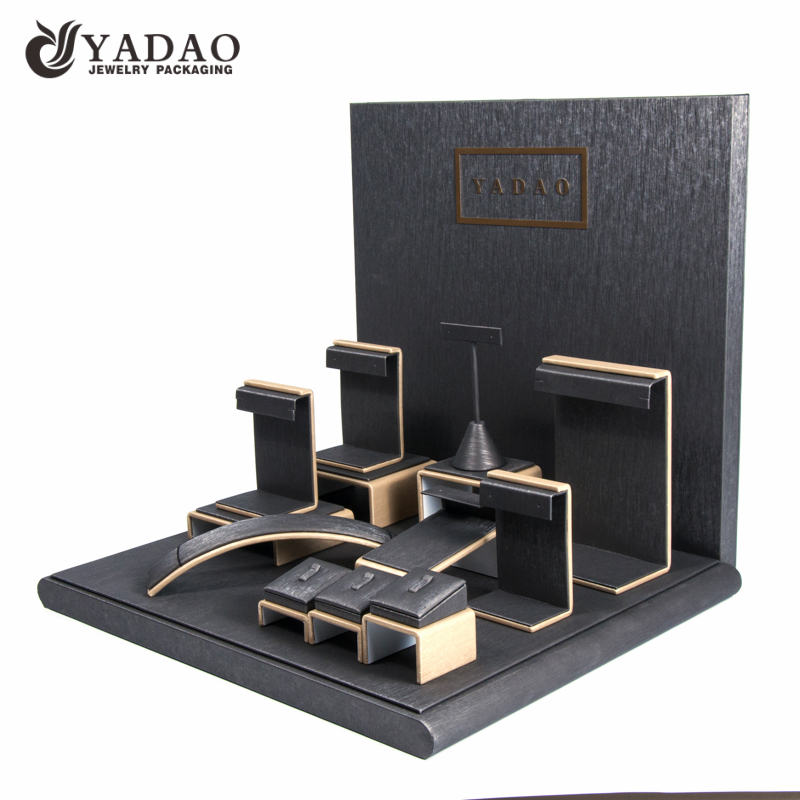 Customize luxury jewelry display set window jewelry display showcase display jewelry pu leather display stands
