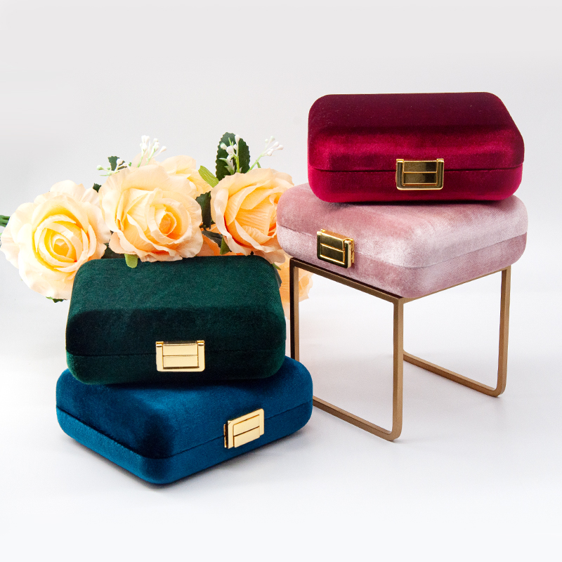 Elegant Velvet Luxury Metal Clasp Jewelry Set Box Ring Earring Storage Box necklace Jewelry Gift Box