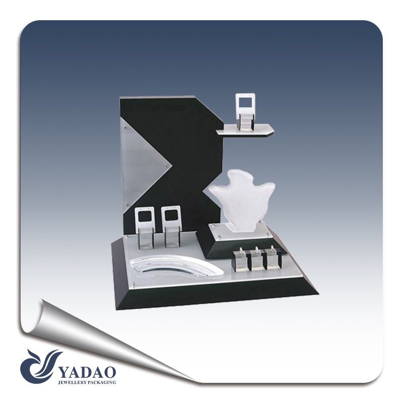 Μόδα νέος σχεδιασμός μαύρο άσπρο ακρυλικό κοσμήματα ένδειξη που γίνεται στην Κίνα yjz0030