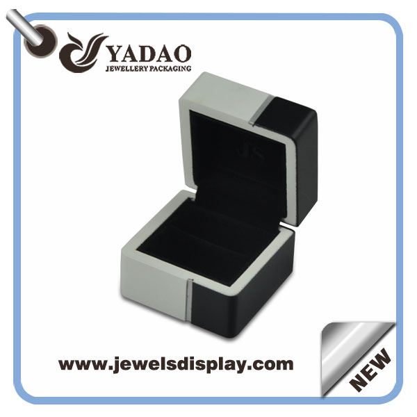 Good quality lacquered small wooden jewelry box for ring package from China