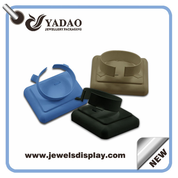 Καλής ποιότητας δέρμα λευκό και μαύρο είδος της οθόνης κοσμήματα χρώματος στήριγμα κατασκευασμένο στην Κίνα