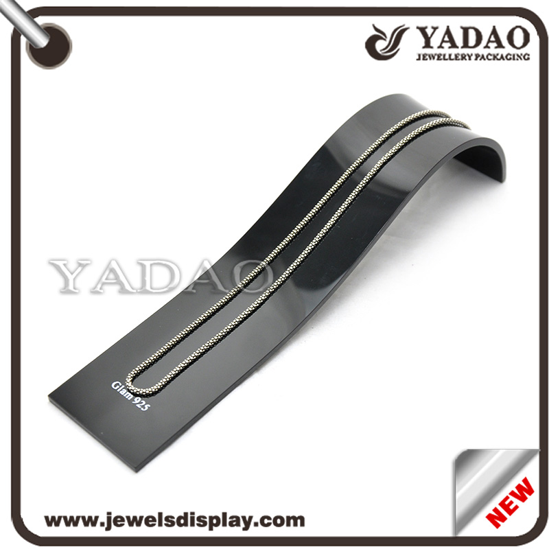 High quality custom pu leather jewelry display bracelet display bracelet stand with unqiue design
