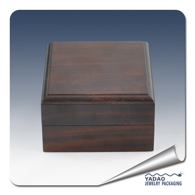 High quality wooden box 100*100*65mm wooden watch box with insert made in China