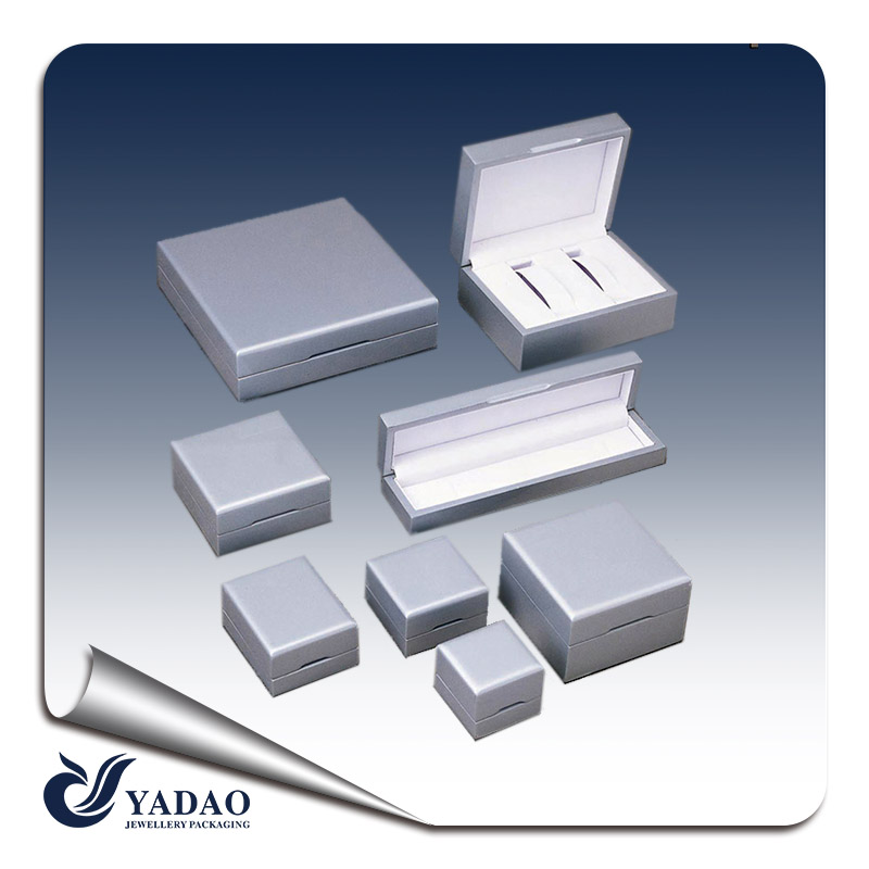 Latest design  wooden packing gift box /watch box high end jewellery case