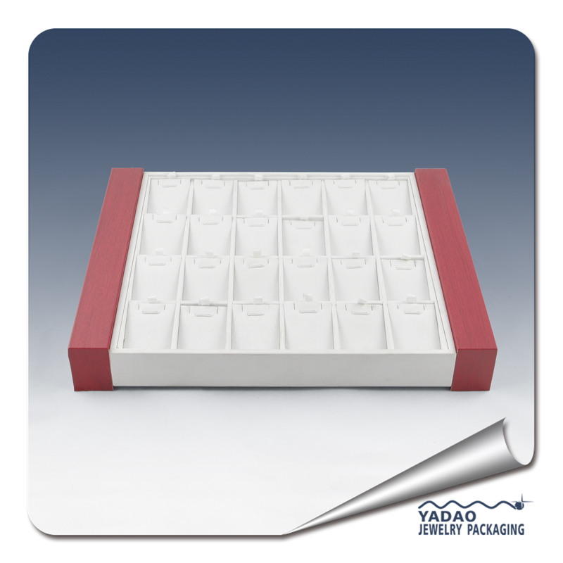 Leather wrapped jewelry pendant display tray